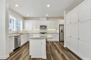 Photo #6: OC26116465 Listing 