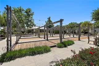 Photo #4: OC26116581 Listing 