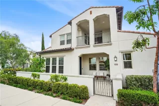 Photo #3: OC26116659 Listing
