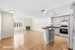 Photo #3: OC26116957 Listing 