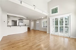 Photo #5: OC26116957 Listing 