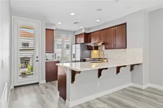 Photo #2: OC26117040 Listing