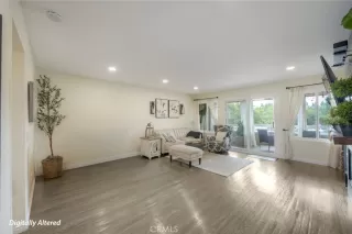 Photo #3: OC26117247 Listing 