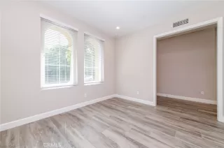 Photo #6: OC26117477 Listing 