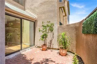 Photo #1: OC26117655 Listing 