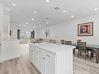 Photo #6: OC26117755 Listing 