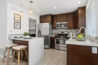 Photo #5: OC26117851 Listing