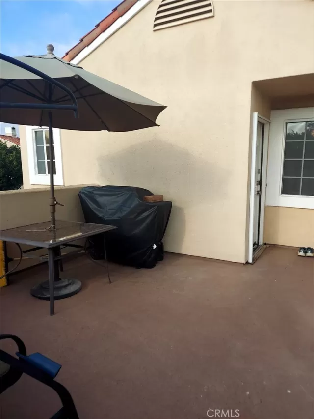 MLS: OC26117852 Condo For Sale