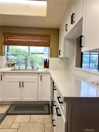 Photo #1: OC26117852 Listing