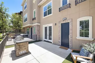 Photo #4: OC26118069 Listing