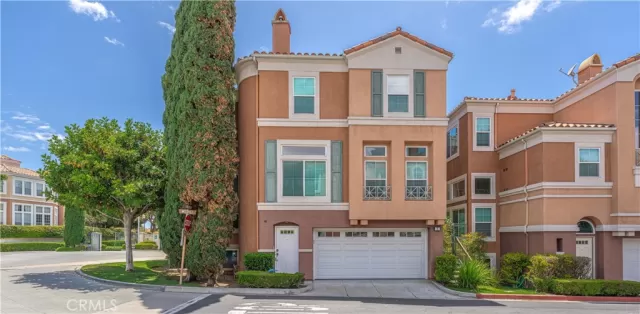 MLS: OC26118290 Condo For Sale