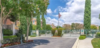 Photo #4: OC26118290 Listing 