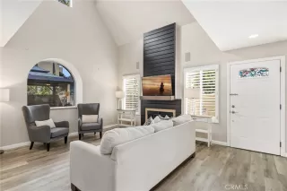 Photo #2: OC26118309 Listing