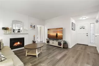 Photo #5: OC26118339 Listing