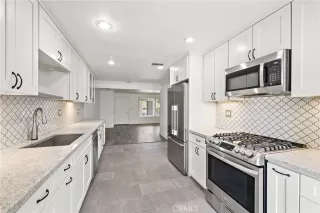Photo #6: OC26118448 Listing 