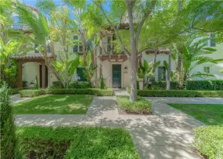 Photo #2: OC26118502 Listing