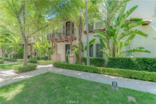 Photo #4: OC26118502 Listing