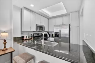 Photo #5: OC26118597 Listing 
