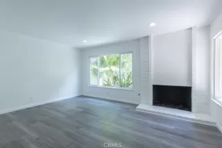 Photo #4: OC26118699 Listing 