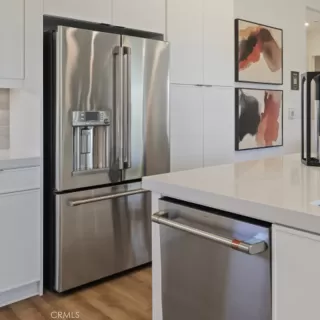 Photo #3: OC26118872 Listing 