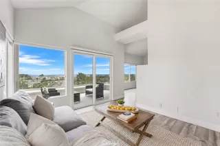 Browse active condo listings in LAGUNA SUR