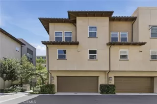 Photo #2: OC26119045 Listing 