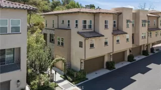 Photo #3: OC26119045 Listing 