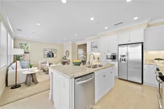 Photo #6: OC26119215 Listing