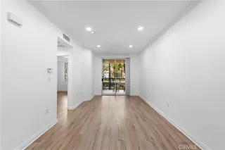 Photo #3: OC26119355 Listing 