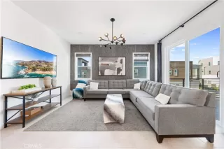 Photo #2: OC26119402 Listing 
