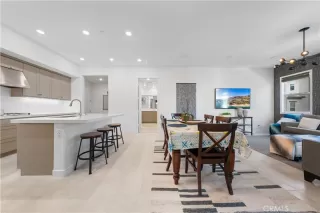 Photo #6: OC26119402 Listing 
