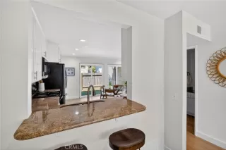 Photo #5: OC26119735 Listing