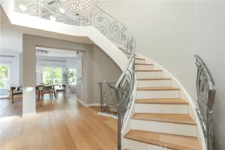 Photo #2: OC26119917 Listing