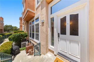 Photo #5: OC26119938 Listing 