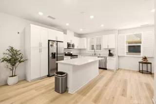 Photo #1: OC26119978 Listing