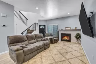 Photo #5: OC26120086 Listing 