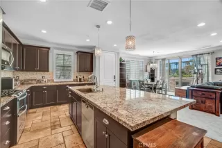 Photo #5: OC26120171 Listing 