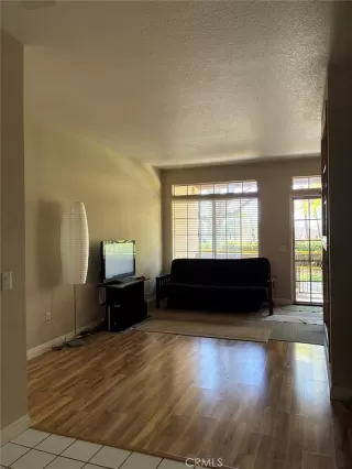 Photo #1: OC26120278 Listing