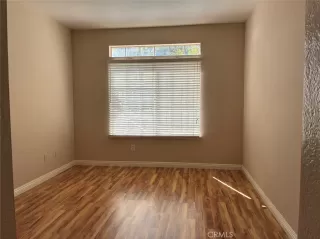 Photo #3: OC26120278 Listing
