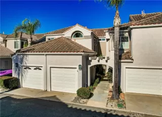 Photo #4: OC26120571 Listing 