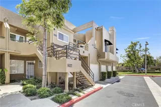Photo #2: OC26120750 Listing 