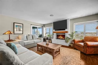 Photo #2: OC26120894 Listing