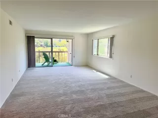 Photo #5: OC26121102 Listing 