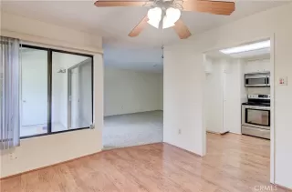 Photo #6: OC26121181 Listing 