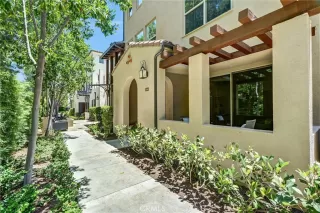 Photo #3: OC26121244 Listing