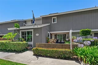 Photo #6: OC26121464 Listing