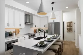 Photo #4: OC26121587 Listing 