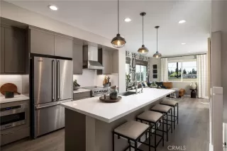 Photo #4: OC26121588 Listing 