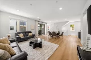 Photo #6: OC26121872 Listing 