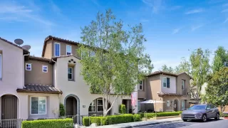 Photo #1: OC26121982 Listing